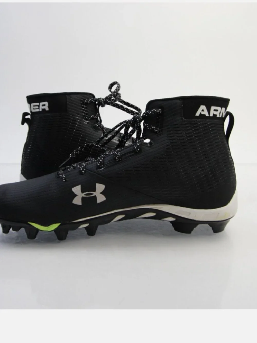 Men's Under Armour Hammer football cleats